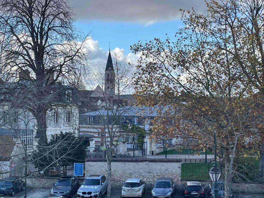 Appartement En Plein Centre Ville Milly-la-Foret Esterno foto