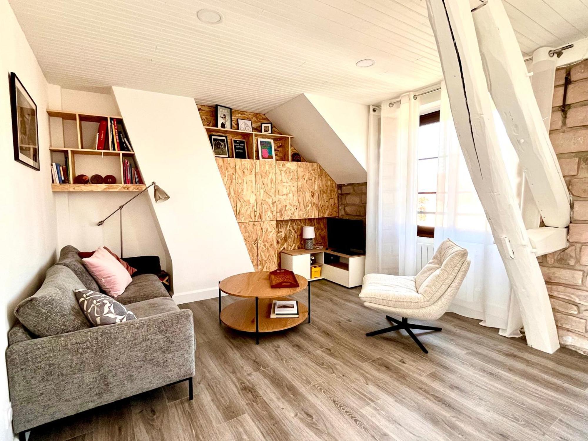 Appartement En Plein Centre Ville Milly-la-Foret Esterno foto